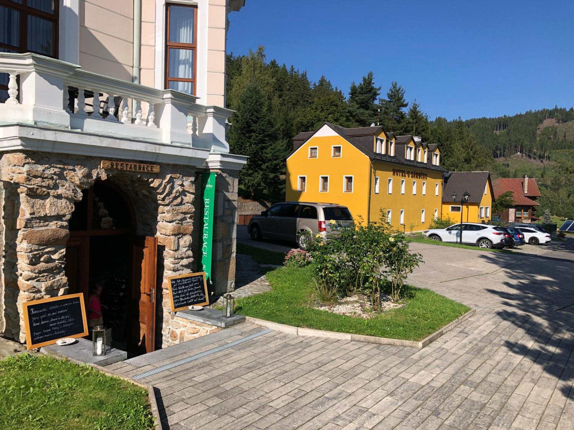 Hotel U Zamecku Cihelny Karlovy Vary Eksteriør bilde