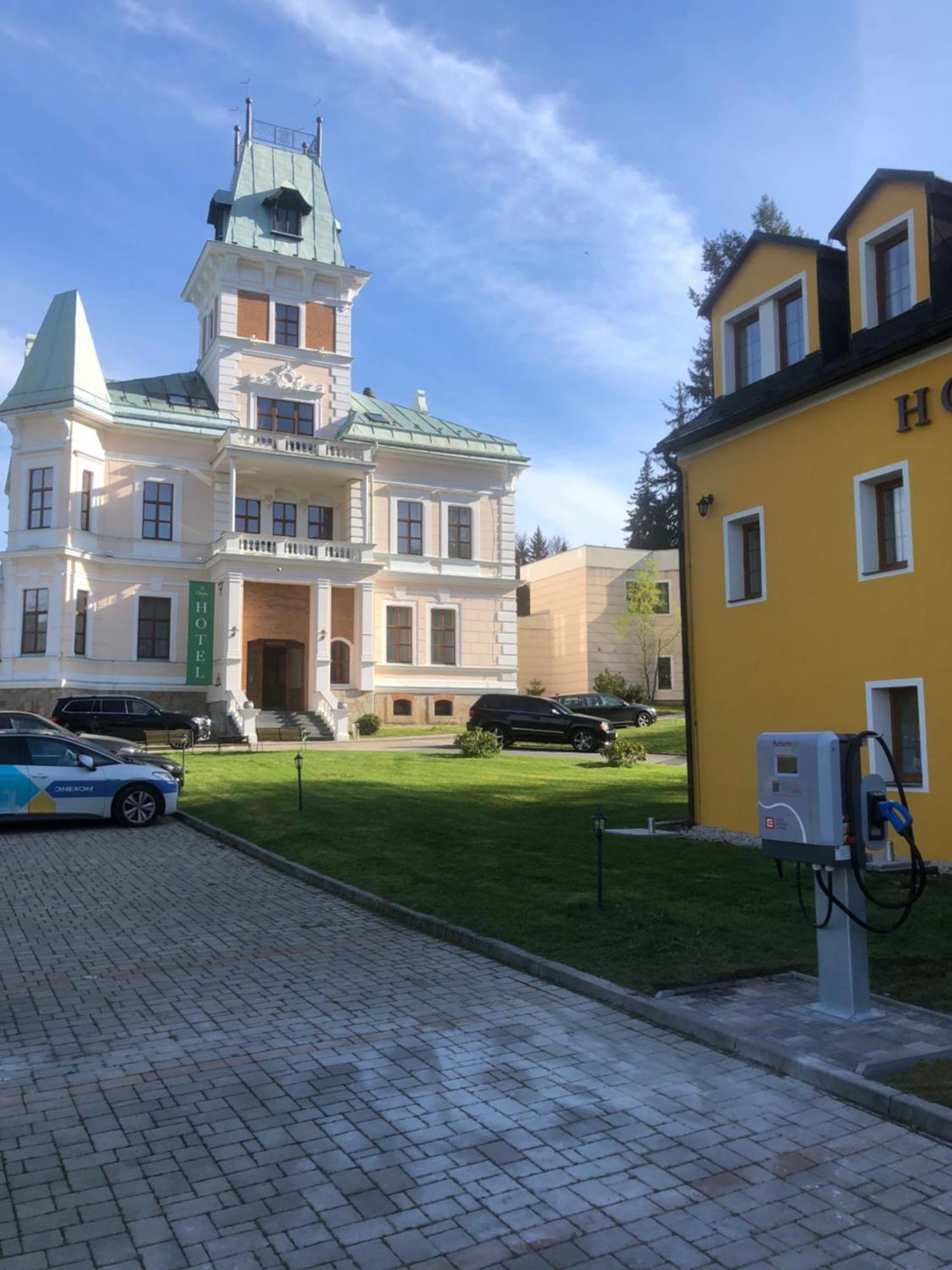 Hotel U Zamecku Cihelny Karlovy Vary Eksteriør bilde
