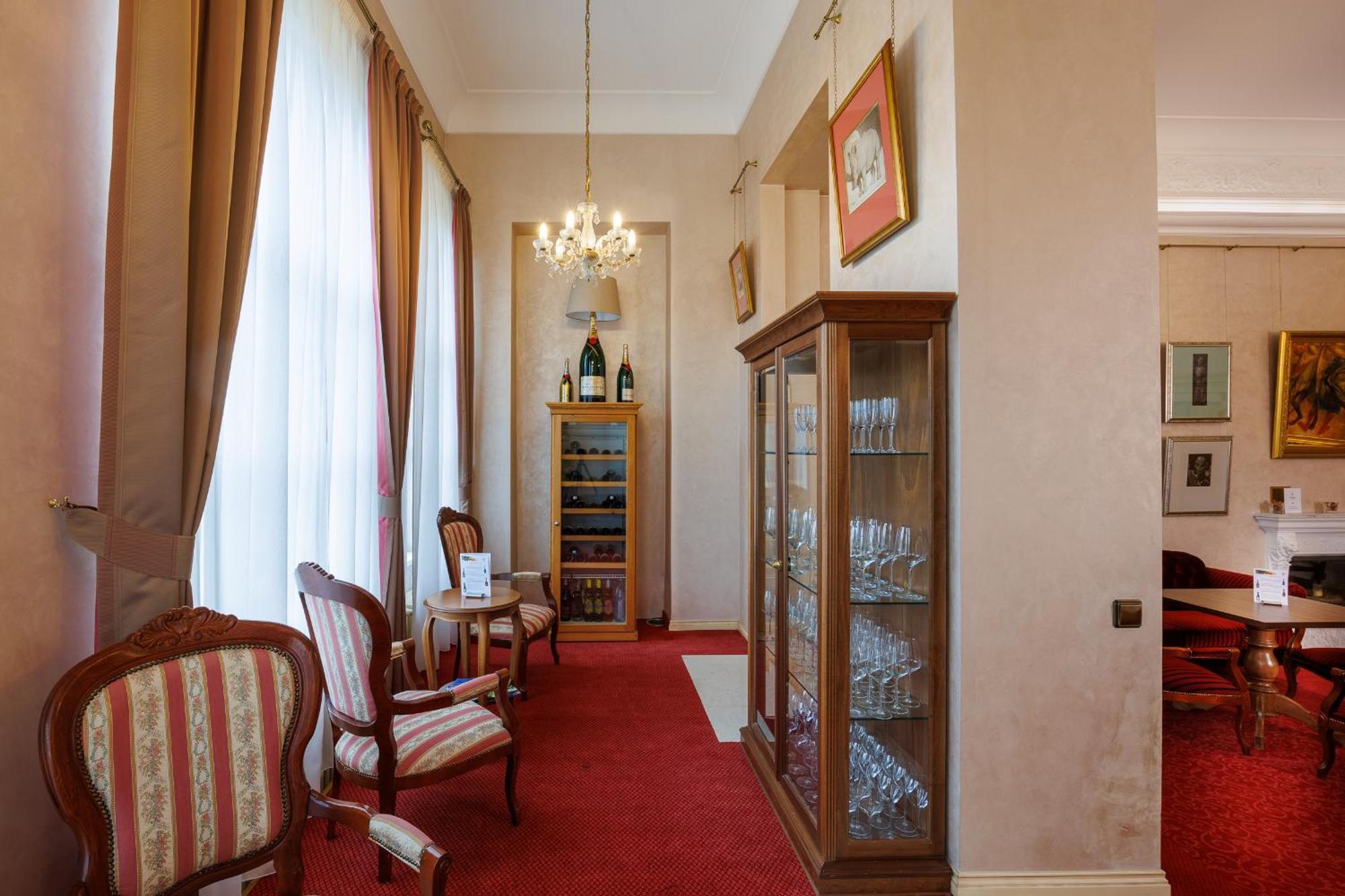 Hotel U Zamecku Cihelny Karlovy Vary Eksteriør bilde