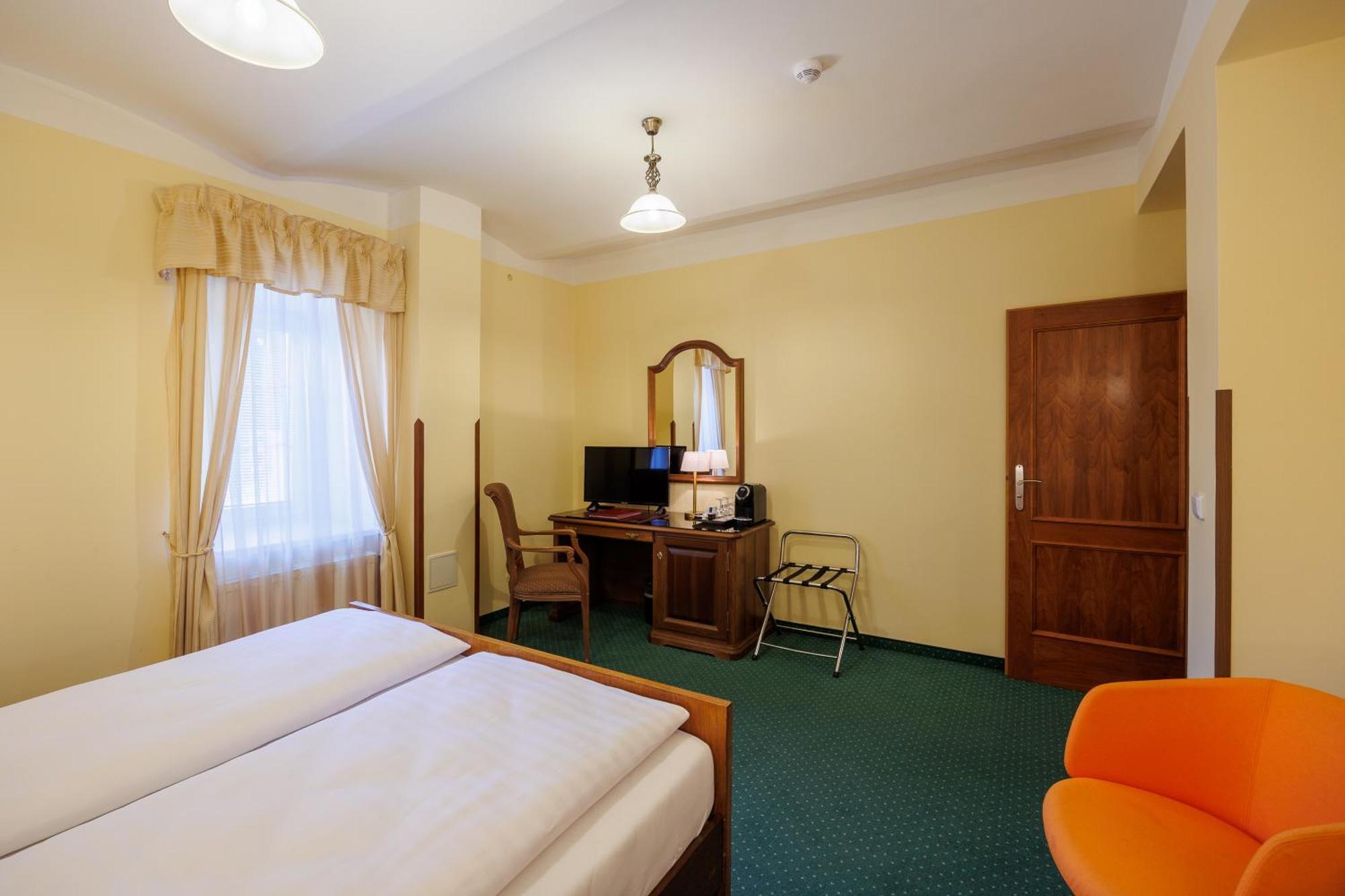 Hotel U Zamecku Cihelny Karlovy Vary Eksteriør bilde